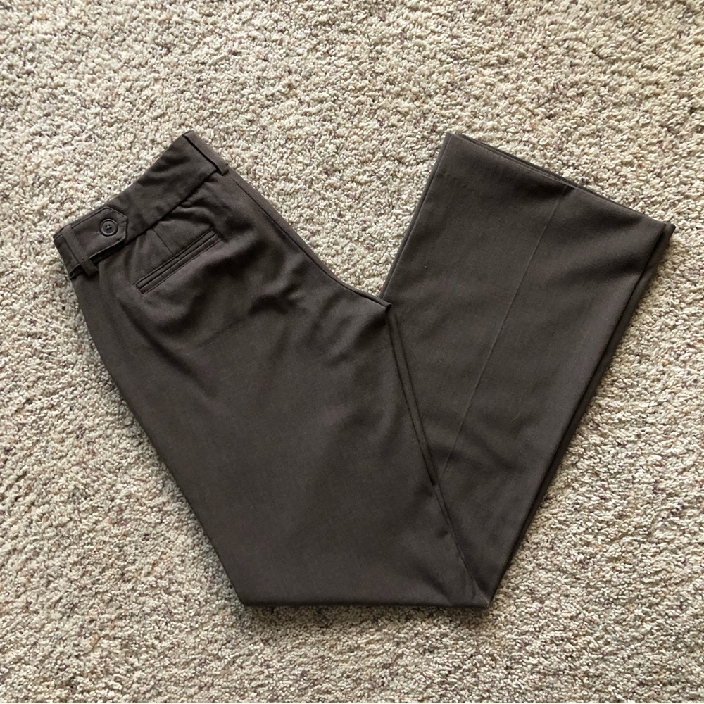 Women's Old Navy Y2K 2004 Low-Waisted Flare Bootcut Slacks; Size 1 (Juniors)